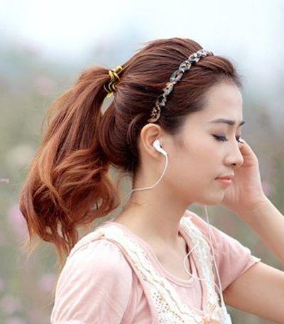 成人扎发的视频,跟随视频教程，打造时尚发型